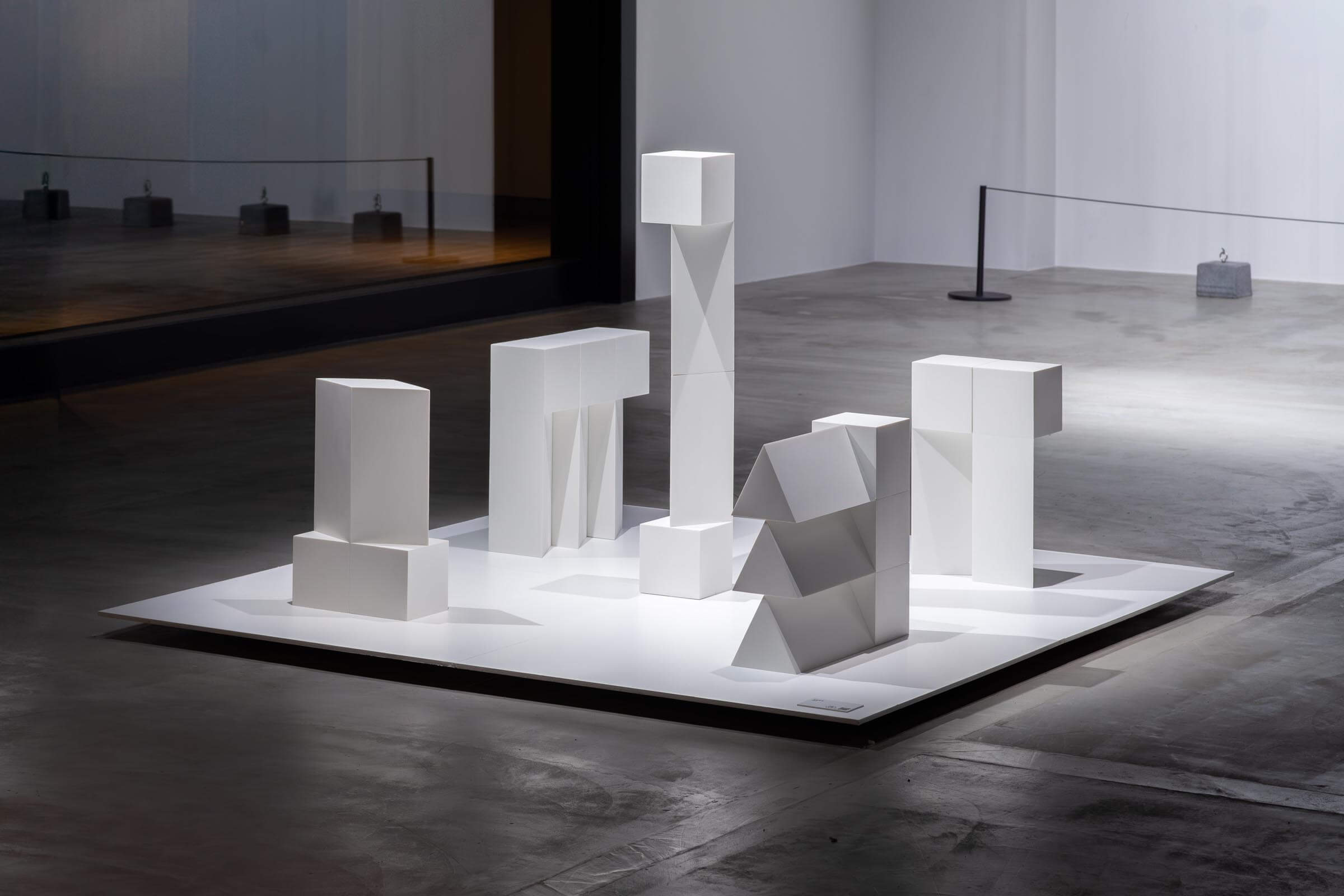 siro exhibition 02「は、回る」