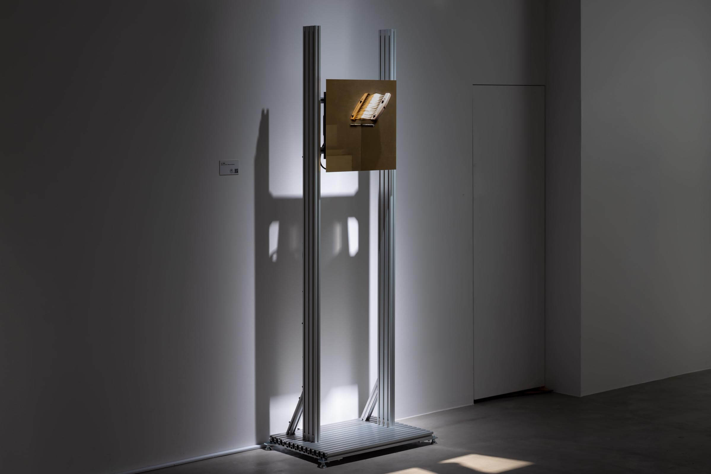 siro exhibition 02「は、回る」