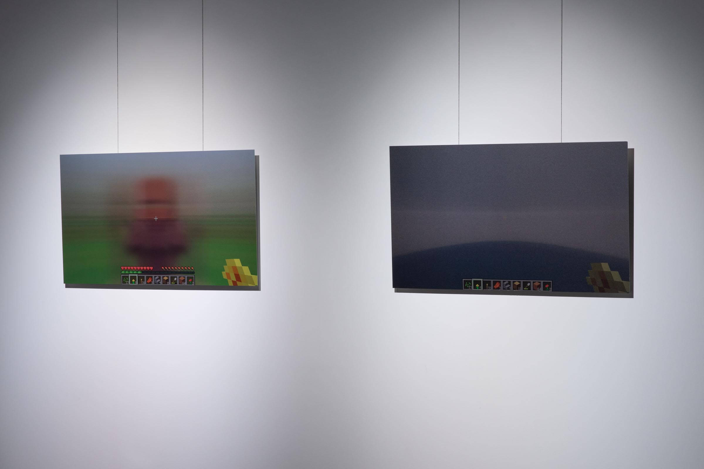 siro exhibition 02「は、回る」